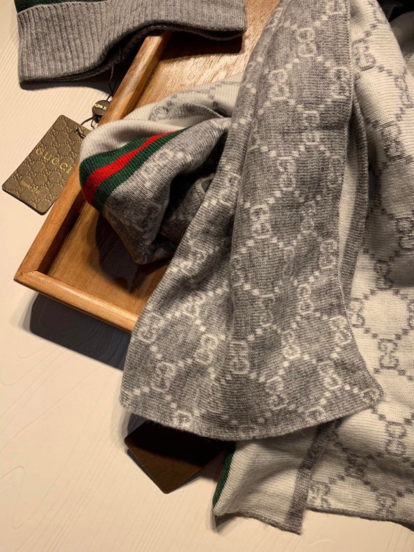 ブランドマフラー素材ディテール